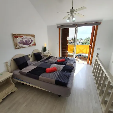 Duplex Close To Sea And Beach With Heated Pool, Wifi, Balcony With Seaview, No 2 公寓
